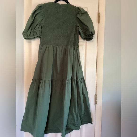 Tuckernuck women’s smocked dress - Picture 2 of 7